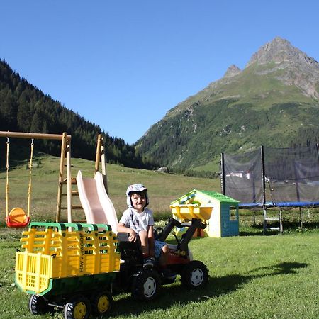 Apart Renate - Im Sommer Inklusive Silvretta Card Premium Galtuer Exterior photo